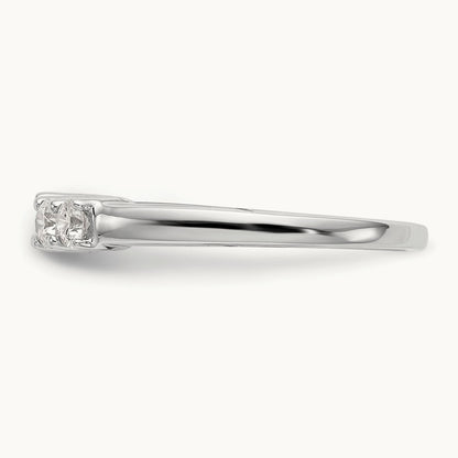 5-Stone Peg Set Engagement Ring, 0.25 ct tw