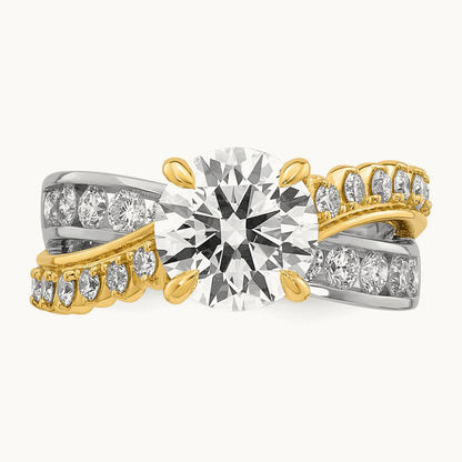 14ktt Certified Round Center Lab Grown Diamond VS+ F+ Ring