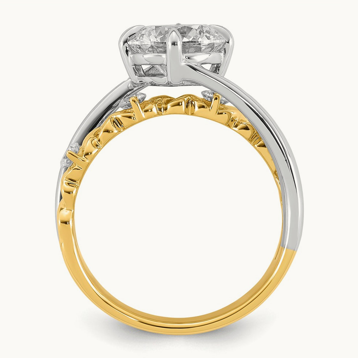 14ktt Certified Round Center Lab Grown Diamond VS+ F+ Ring
