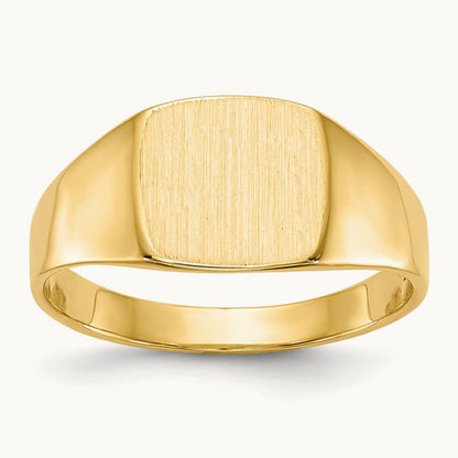 9.0x8. Closed Back Signet Ring, 5mm, 14K