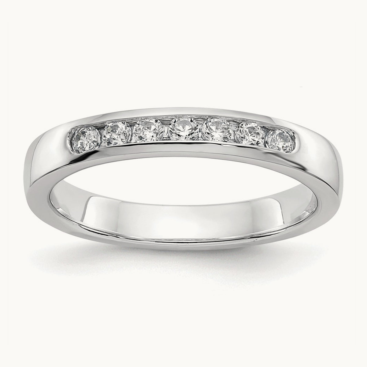 Setting: 7- Stone Closed Channel Band Mounting, 2mm — 14K White Gold