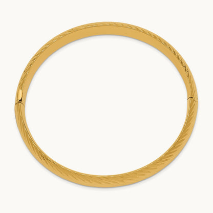7/16 Textured Hinged Bangle, 14K