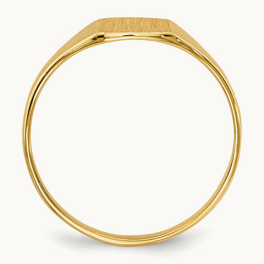 6.5x7. Closed Back Signet Ring, 0mm, 14K