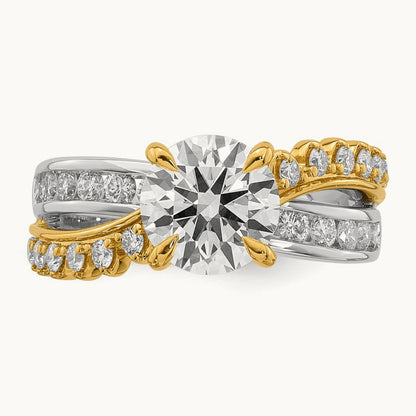 14ktt Certified Round Center Lab Grown Diamond VS+ F+ Ring