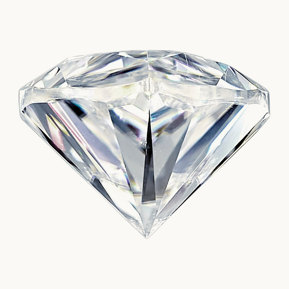 7x5mm Pear Pure Light D-E-F Moissanite