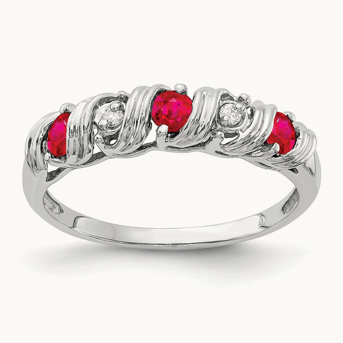 Ruby AA Diamond ring — photo set