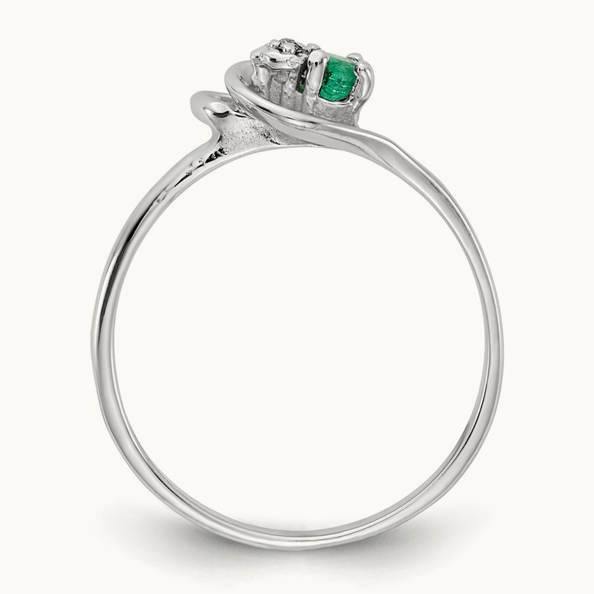 Emerald AA Diamond ring, 14K White Gold
