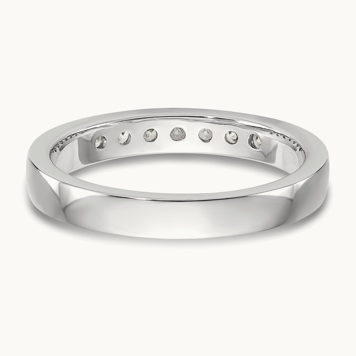 Setting: 7- Stone Closed Channel Band Mounting, 2mm — 14K White Gold