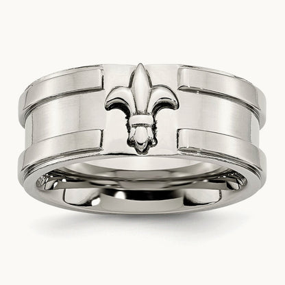 Brushed and Polished Fleur de lis Band — photo set