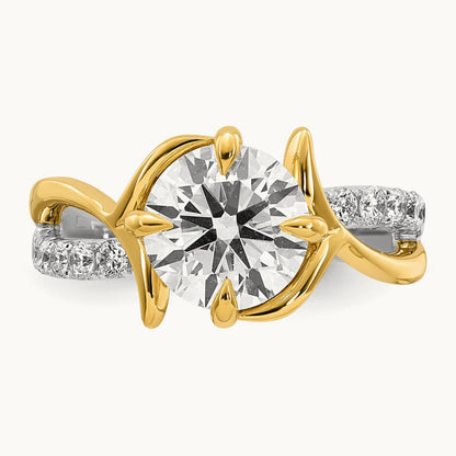 14ktt Certified Round Center Lab Grown Diamond VS+ F+ Ring