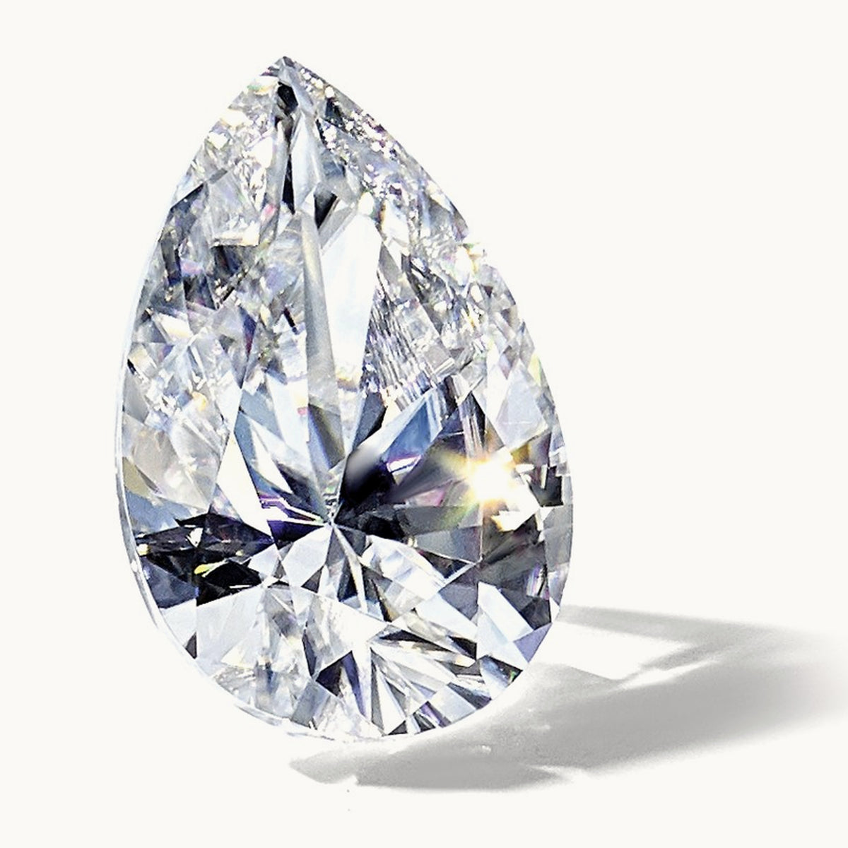 12x8mm Pear Pure Light D-E-F Moissanite