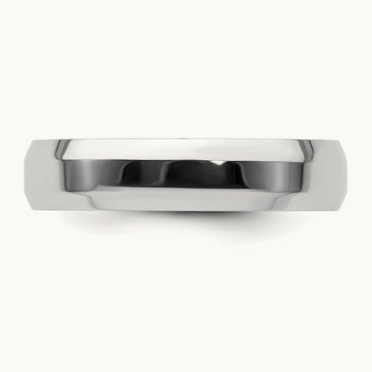 Polished Beveled Edge Wedding Band, 5mm, Platinum