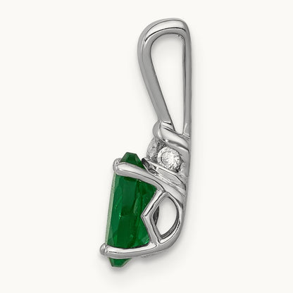 Diamond and Oval Emerald Pendant — photo set