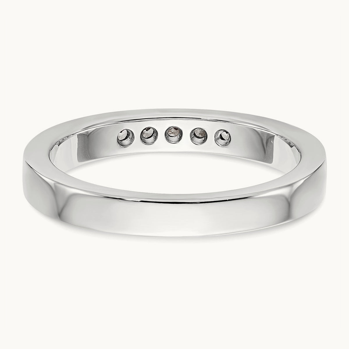 Setting: 5- Stone Closed Channel Band Mounting, 1.9mm — 14K White Gold