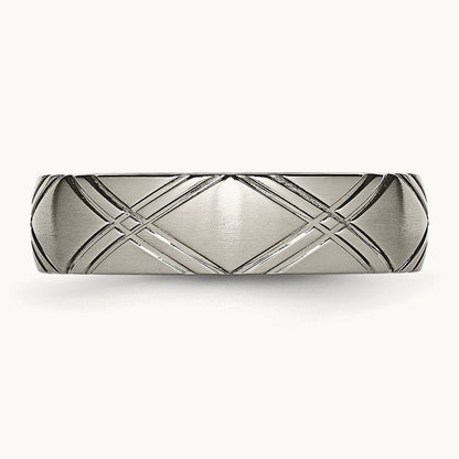 Brushed and Polished Criss-cross Design Band — photo set