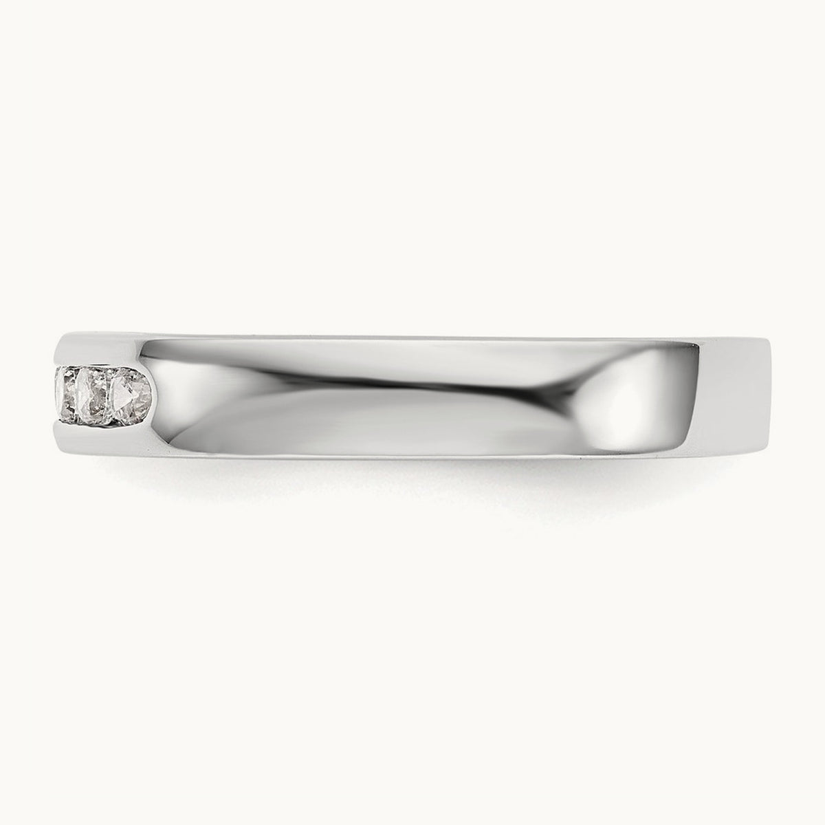 Setting: 5- Stone Closed Channel Band Mounting, 2.0mm — 14K White Gold