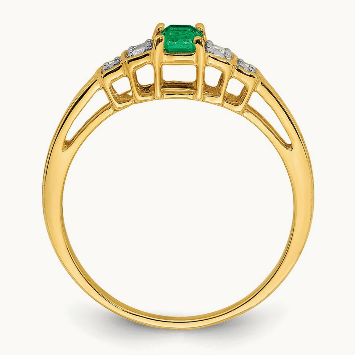 Emerald and Diamond Ring — photo set