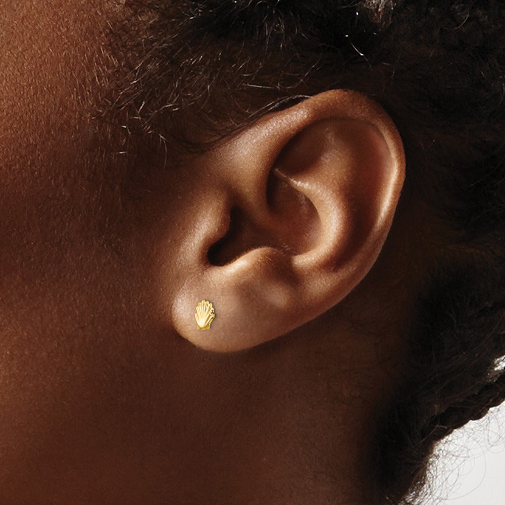 Shell Post Earrings — 5mm