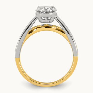 14ktt Certified Oval Center Lab Grown Diamond VS+ F+ Ring