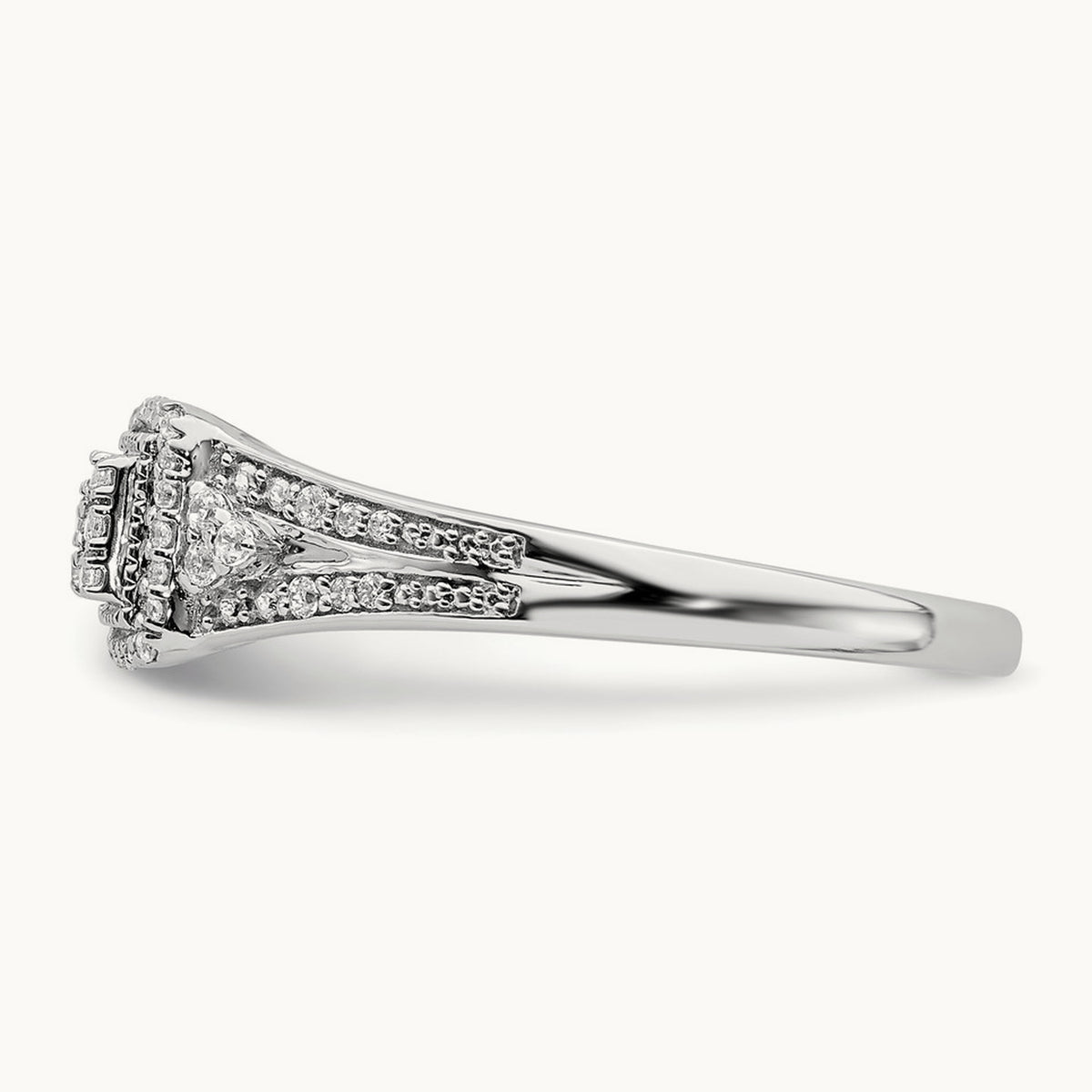 Diamond Cluster Complete Engagement Ring — photo set