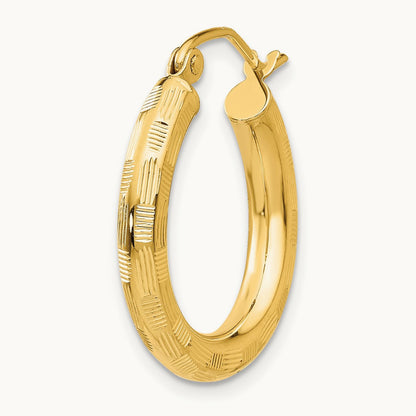 Single 14k Diamond-cut Hoop Earring
