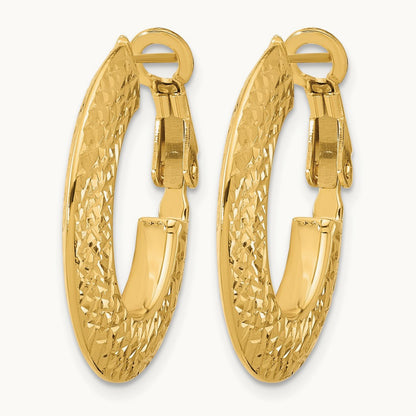 Polished and D/C Knife Edge Omega Back Hoop Earrings, 14K — Leslie's