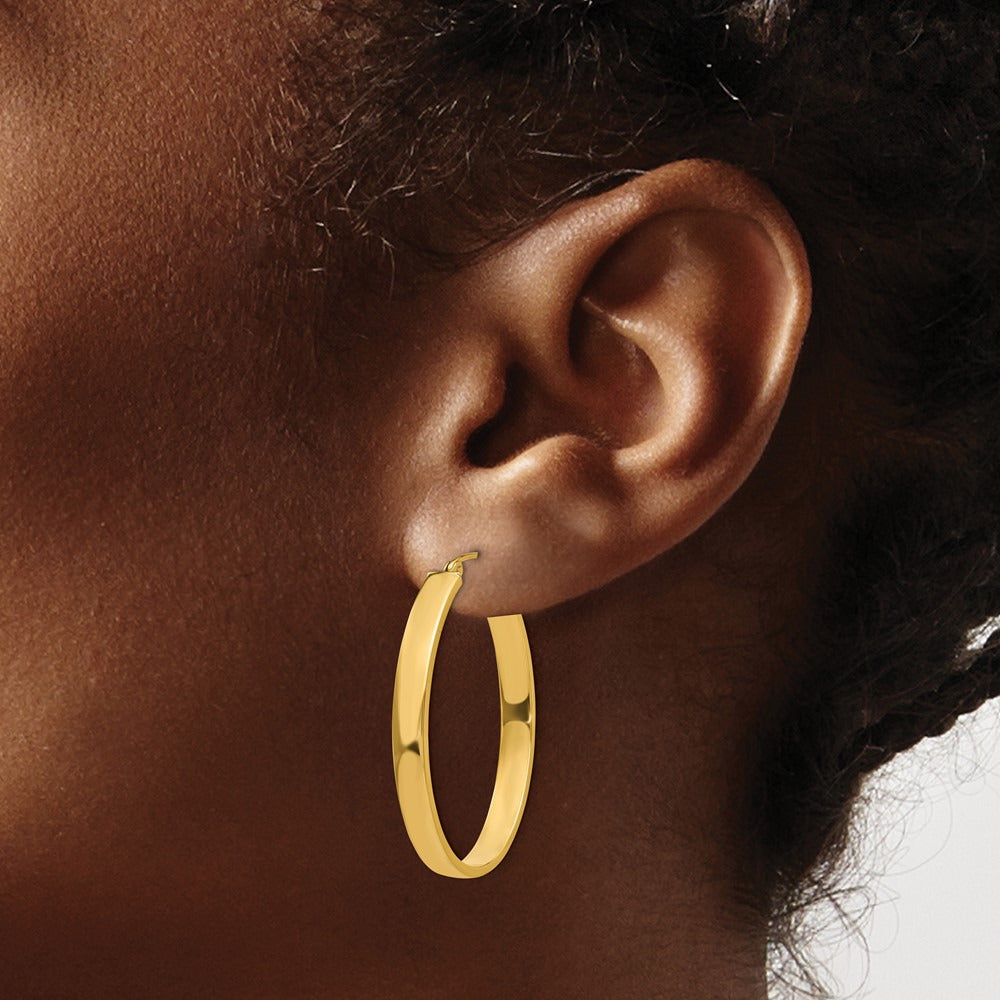 Lightweight Oval Hoop Earrings — 25mm