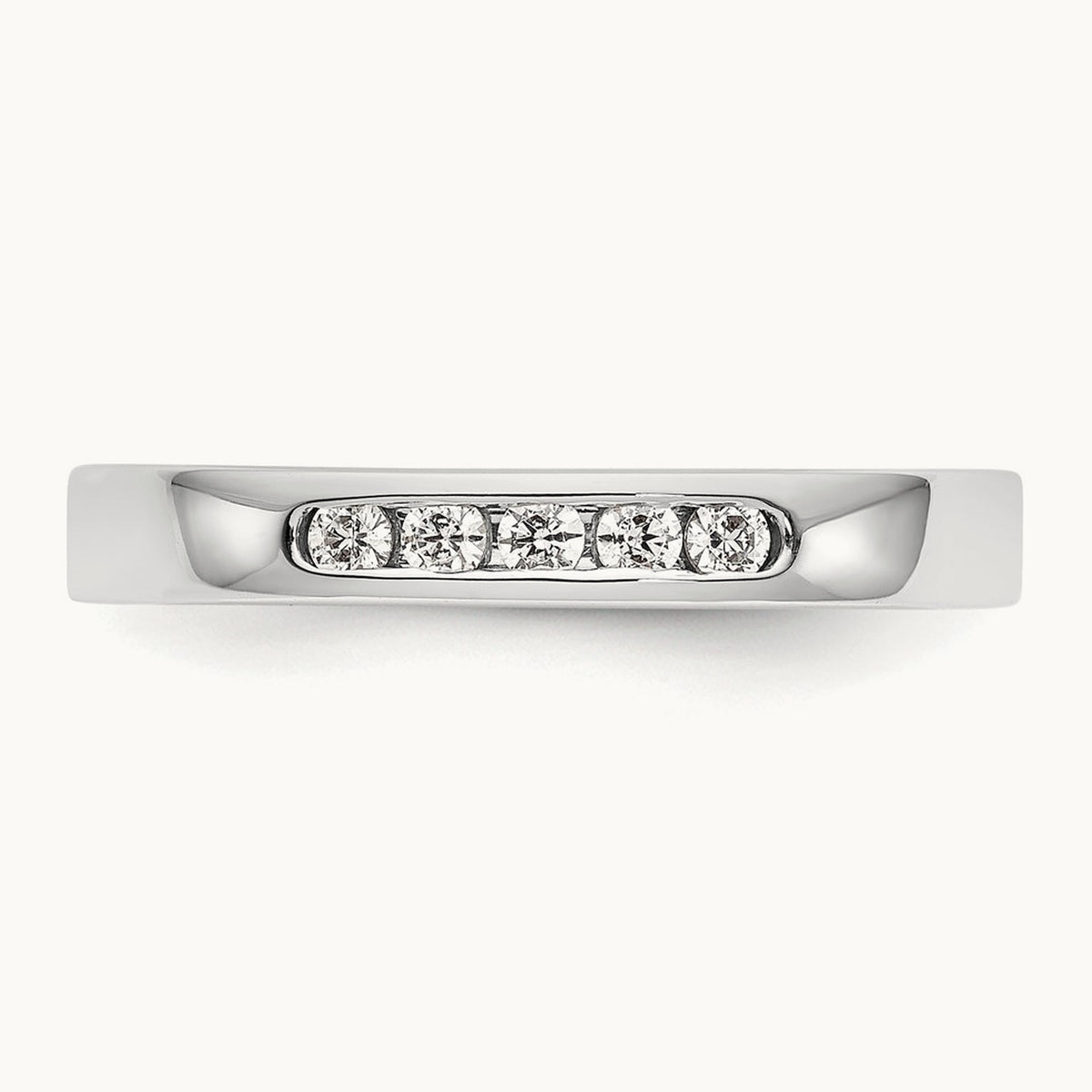 Setting: 5- Stone Closed Channel Band Mounting, 1.9mm — 14K White Gold
