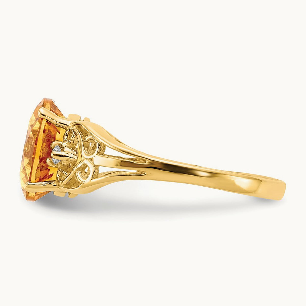9x7mm Oval Citrine AA Diamond ring, 14K
