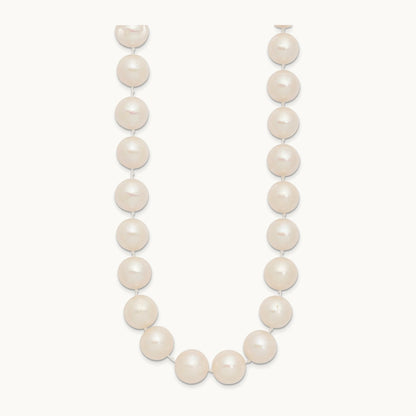 11- White Near Rnd Freshwater Cultured Pearl 18in Necklace, 12mm, 14K