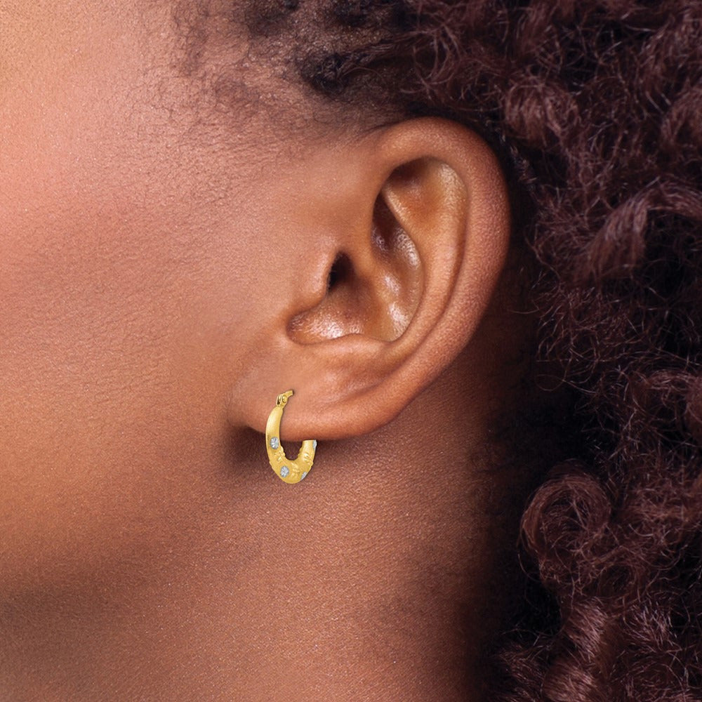 Madi K w/ Hoop Earrings — photo set
