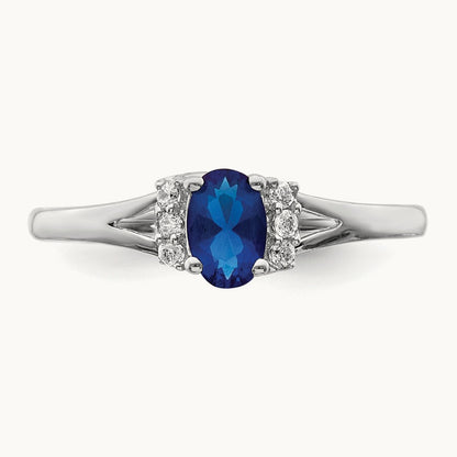 Diamond and Oval Sapphire Ring — photo set