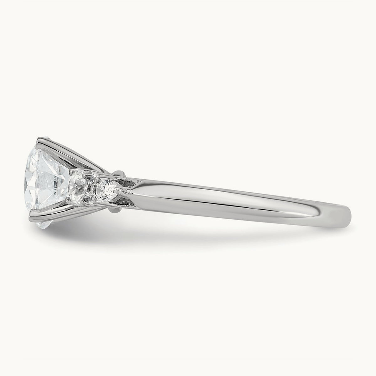 Round Engagement Ring, 1.75 ct tw Lab-Grown Diamond