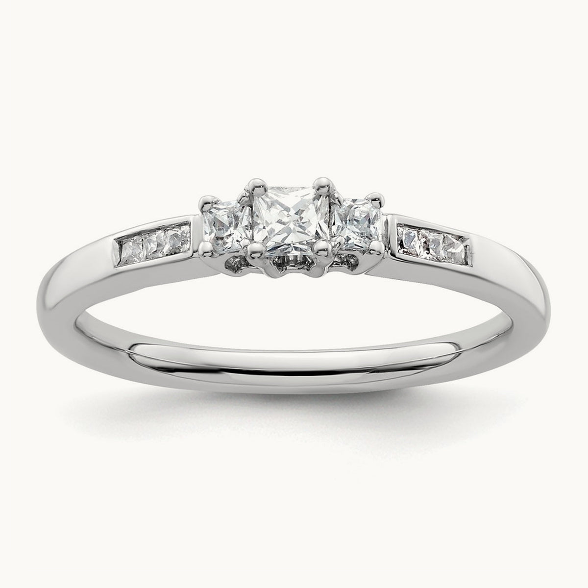 3-Stone Semi-Mount Engagement Ring, 0.10-0.25 ct tw — 1/10 ct, 14K White Gold