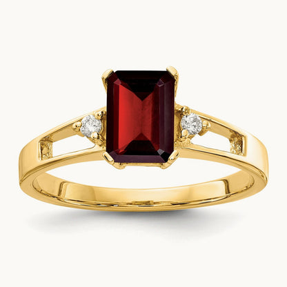 Emerald Cut Garnet Diamond Ring — 7x5mm