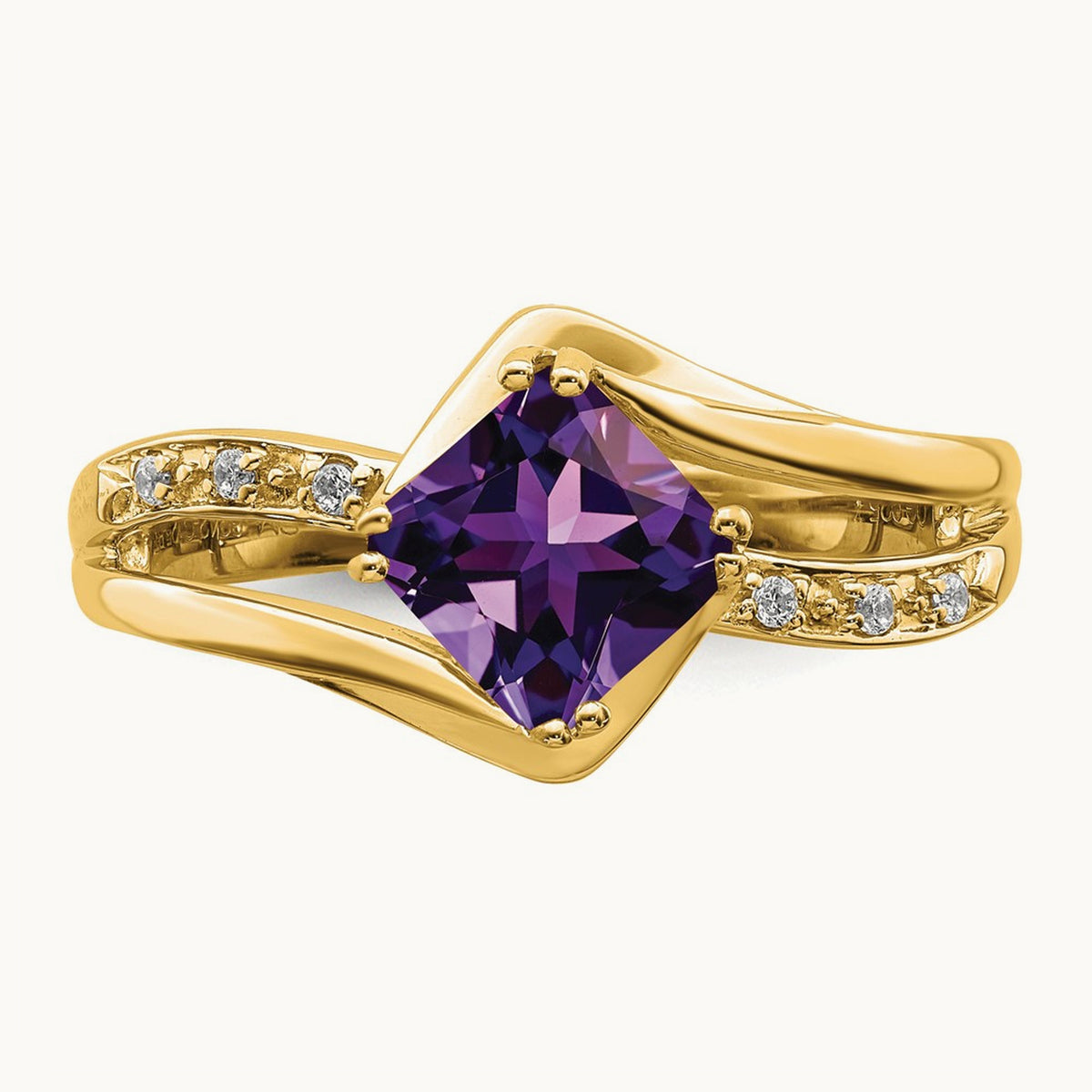 Amethyst and Diamond Ring, 0.04 ct tw — 14K Yellow Gold