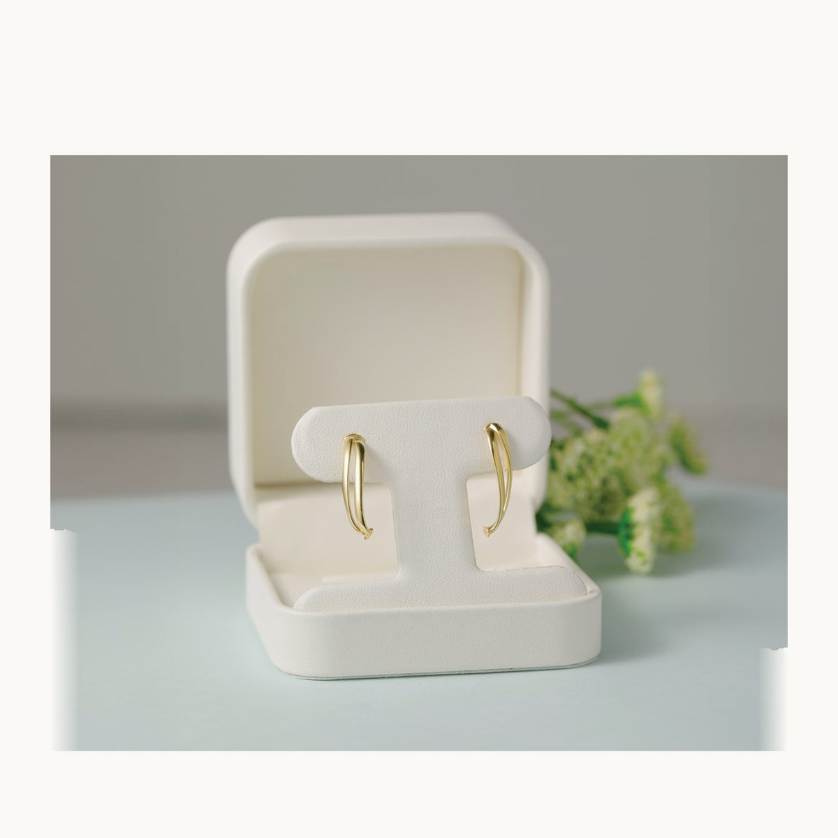 w/ Polished Curve Post Earrings — Leslie's — 10K Yellow Gold