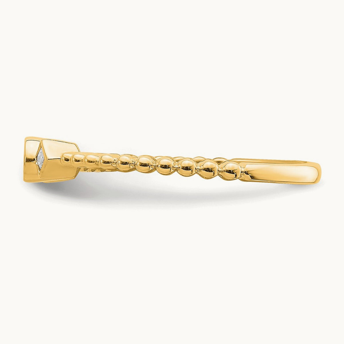 Scalloped Band Petite Round Complete Diamond Ring — 14K Yellow Gold, 7