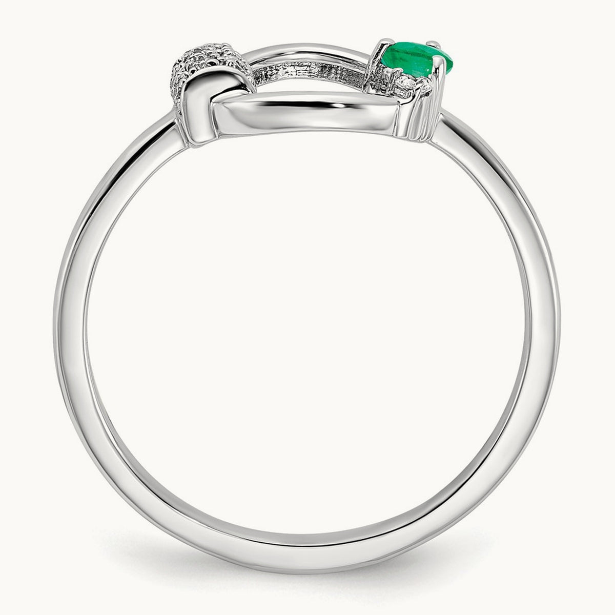 Polished Diamond and Emerald Circle Ring, 14K White