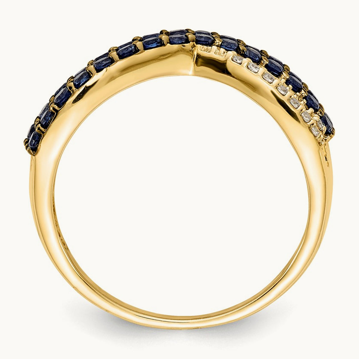 Sapphire and Diamond Ring — photo set