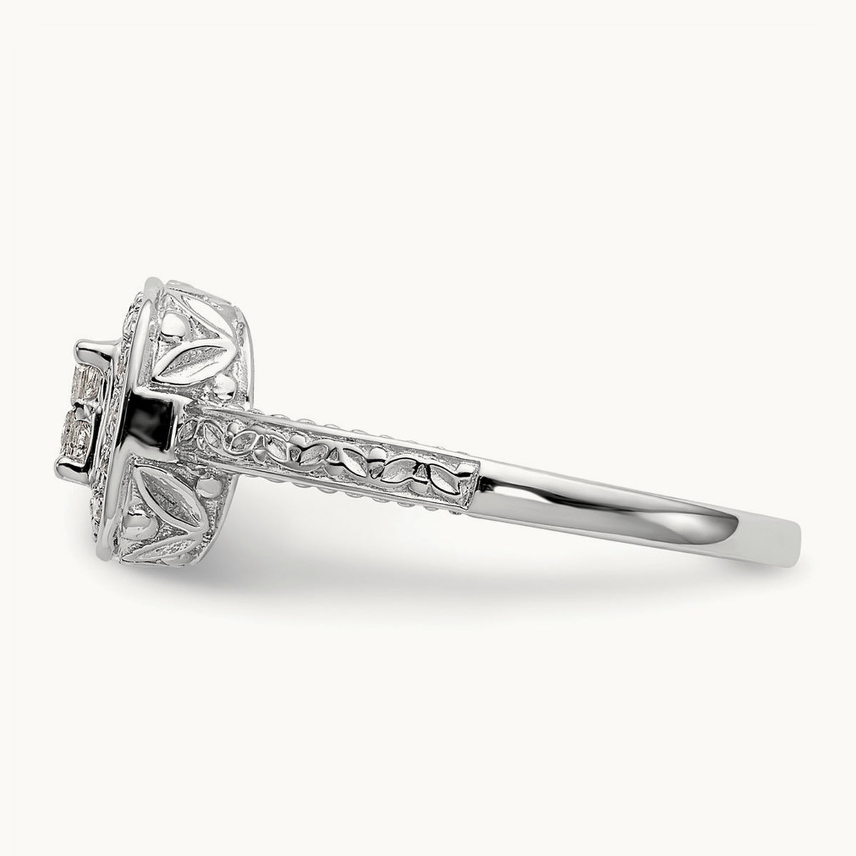 Complete Diamond Cluster Engagement Ring — photo set