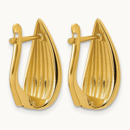 Polished Grooved Omega Back Earrings, 14K — Leslie's