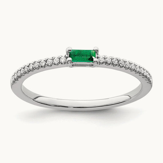 Polished Emerald and Diamond Ring — photo set