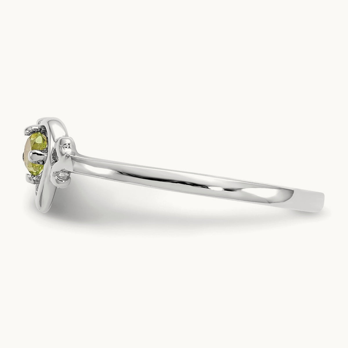 Peridot Birthstone Heart Ring — 14K White Gold, 7