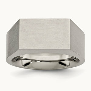 Brushed and Polished Signet Ring — photo set