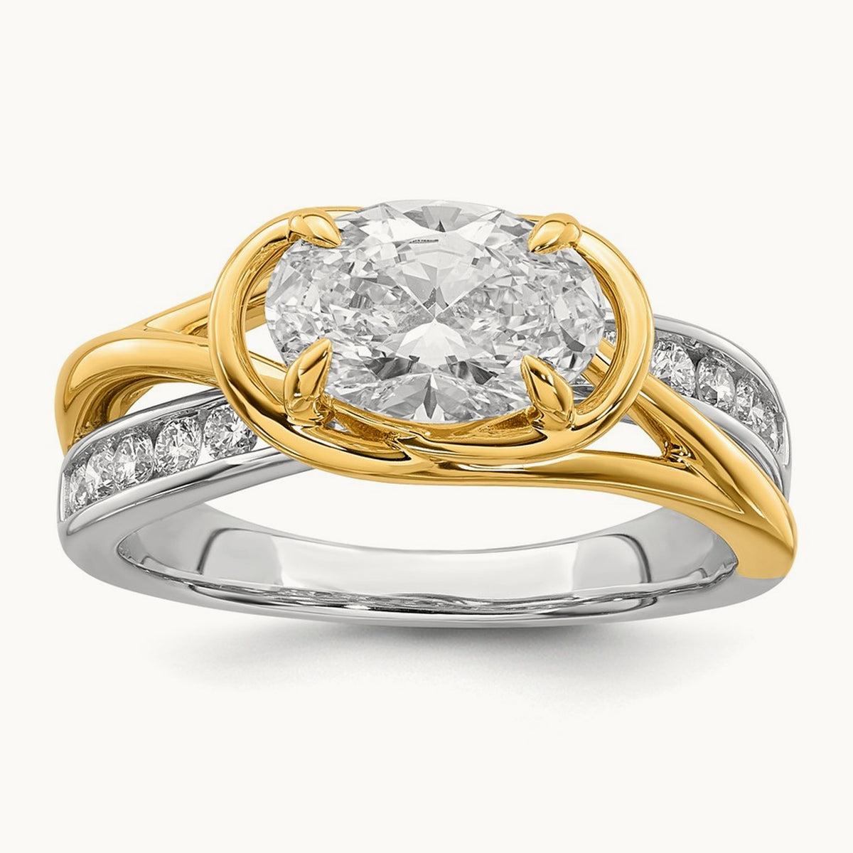 14ktt Certified Oval Center Lab Grown Diamond VS+ F+ Ring