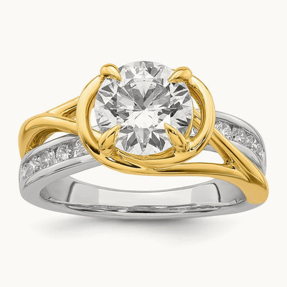 14ktt Certified Round Center Lab Grown Diamond VS+ F+ Ring