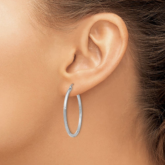 Satin and Diamond-cut Round Hoop Earrings — 14K White Gold, 35mm, 2mm